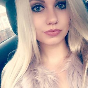 Meet your Posher, Dagmara